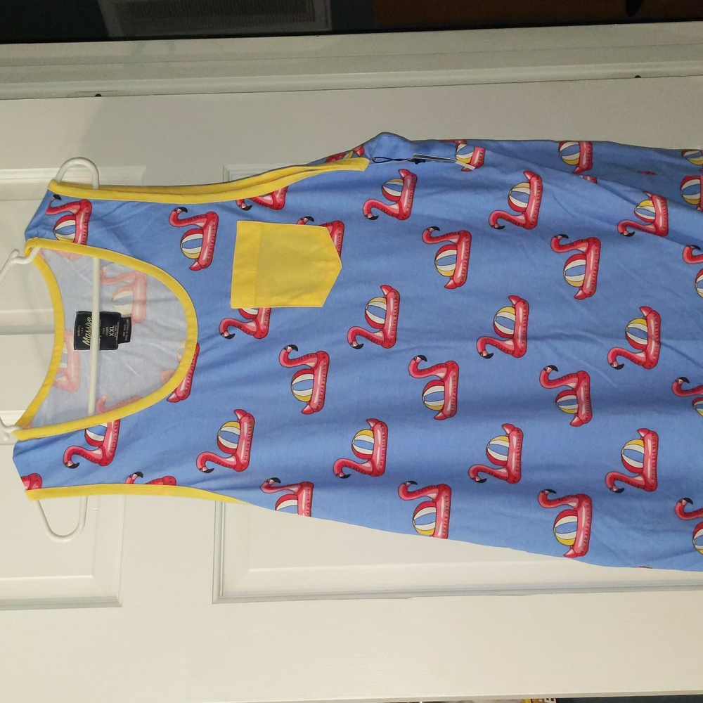 NWT men's flamingo pool float tank